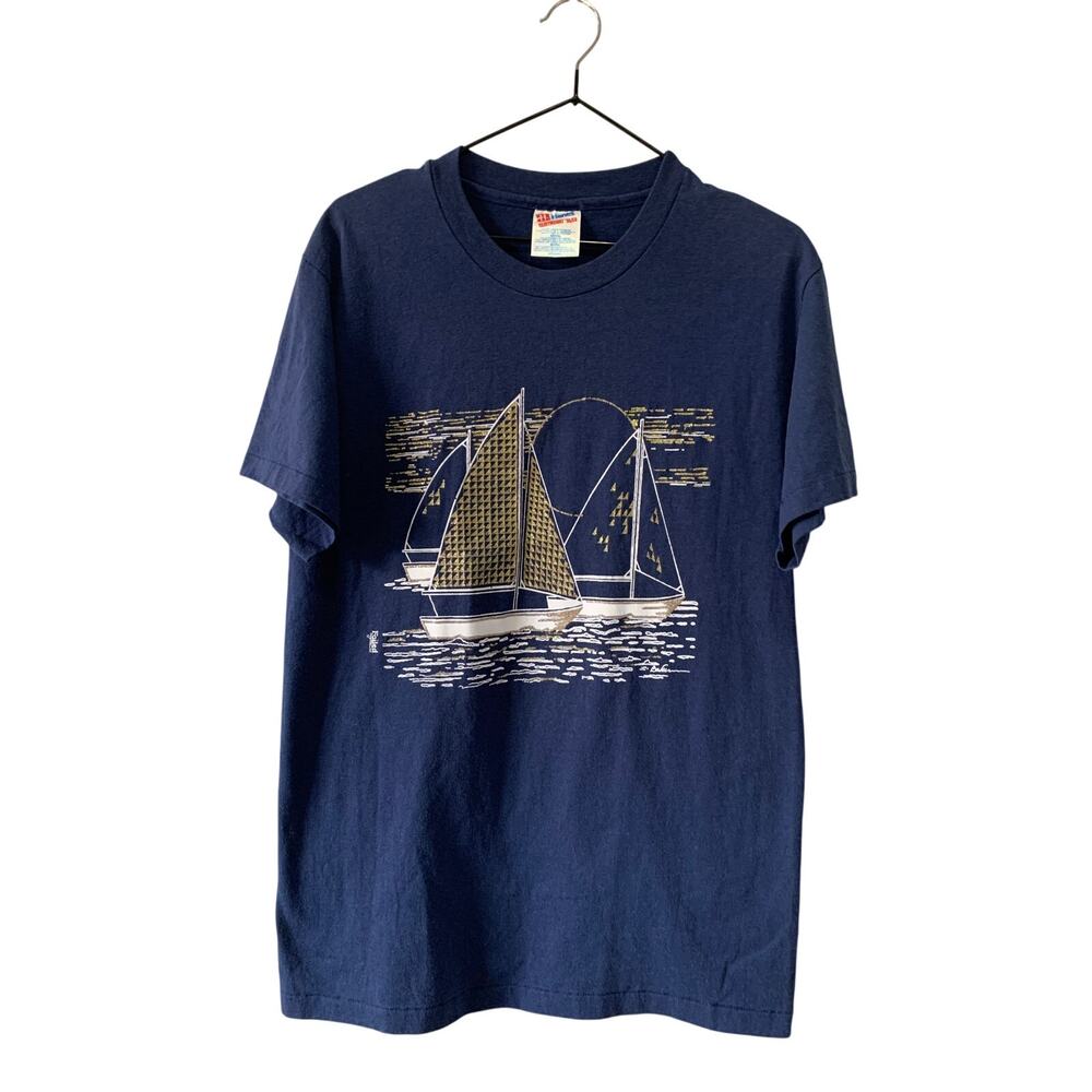 Vintage 90s Gold Glitter SAILBOATS Single Stitch T-SHIRT M Made In USA hanes